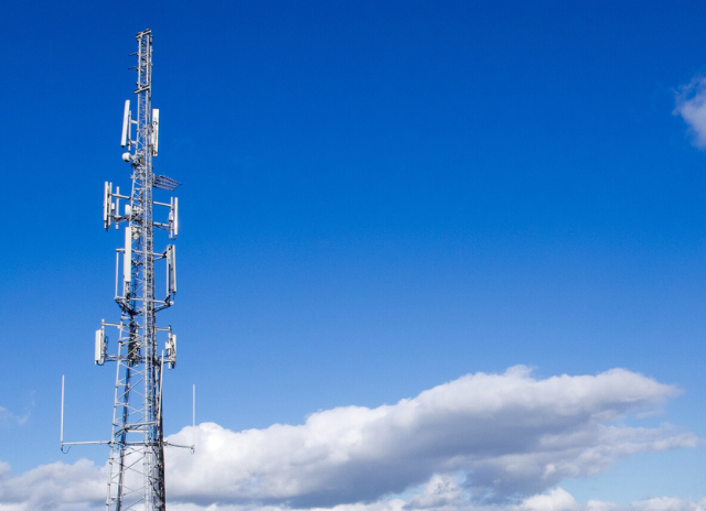 Mobile Phone Mast on My Land: Managing Operators, Access Rights and Your Obligations